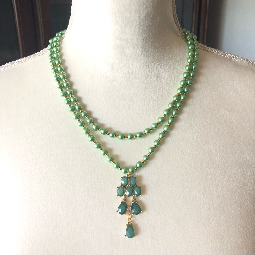 Handcrafted green Czech Pearl genuine prehnite gemstone clasp necklace